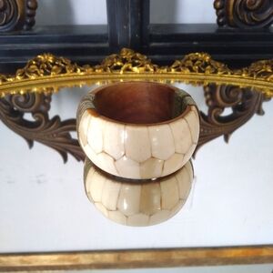 Antique White Ivory Indian Bangel Bracelet